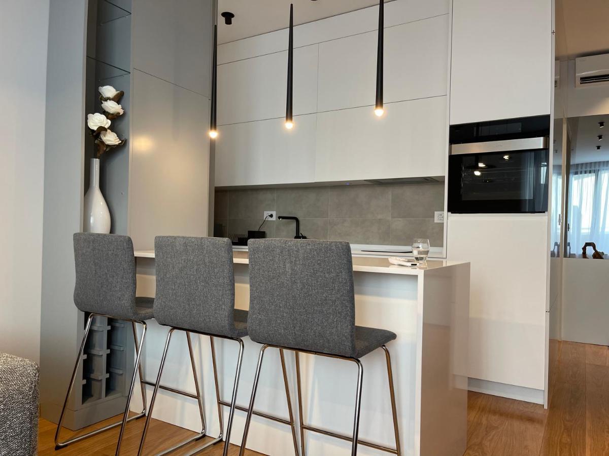Pupin Palace Apartments Novi Sad Eksteriør bilde